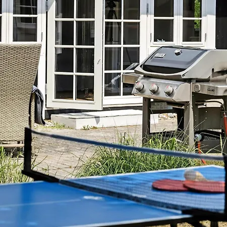 Outdoor Life And Homely Time Near Gedser's Coast * Gedser